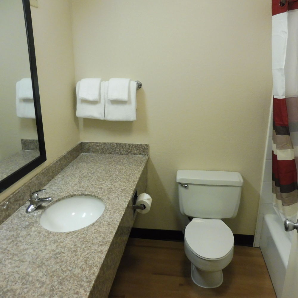 Red Roof Inn קורטלנד מראה חיצוני תמונה